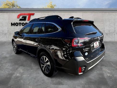 Used 2020 Subaru Outback Premium image 7