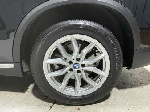 Used 2022 BMW X5 xDrive40i w/ Premium Package AWD/4WD image 8