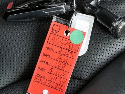 Used 2023 Audi Q8 Premium Plus w/ Premium Plus Package image 40