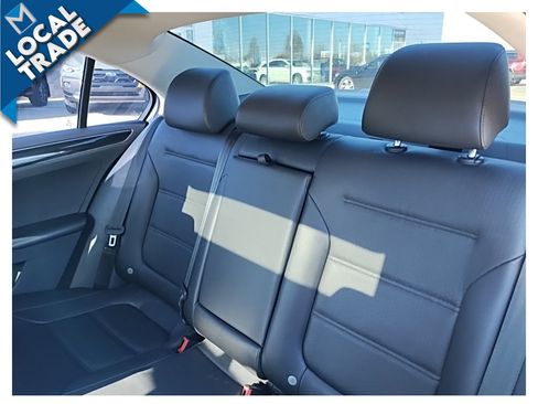 Used 2017 Volkswagen Jetta SEL image 43