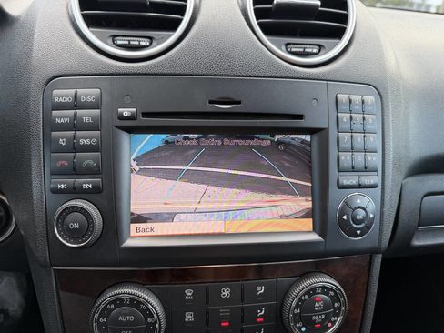 Used 2010 Mercedes-Benz ML 350 4MATIC image 31