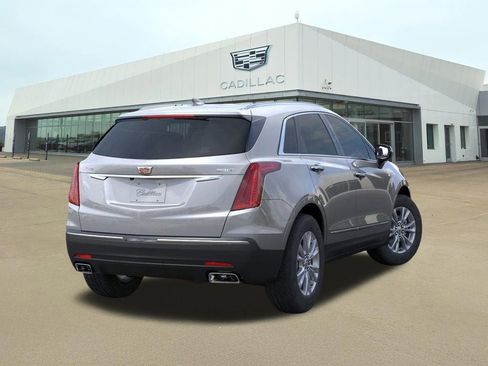 New 2026 Cadillac XT5 Luxury image 4
