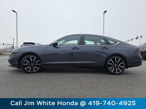 Certified 2023 Honda Accord Touring image 14