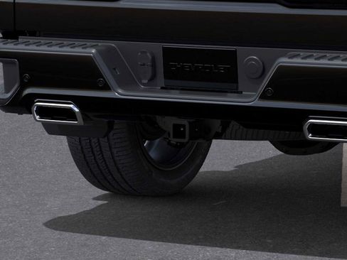 New 2026 Chevrolet Silverado 1500 High Country w/ High Country Premium Package AWD/4WD image 14