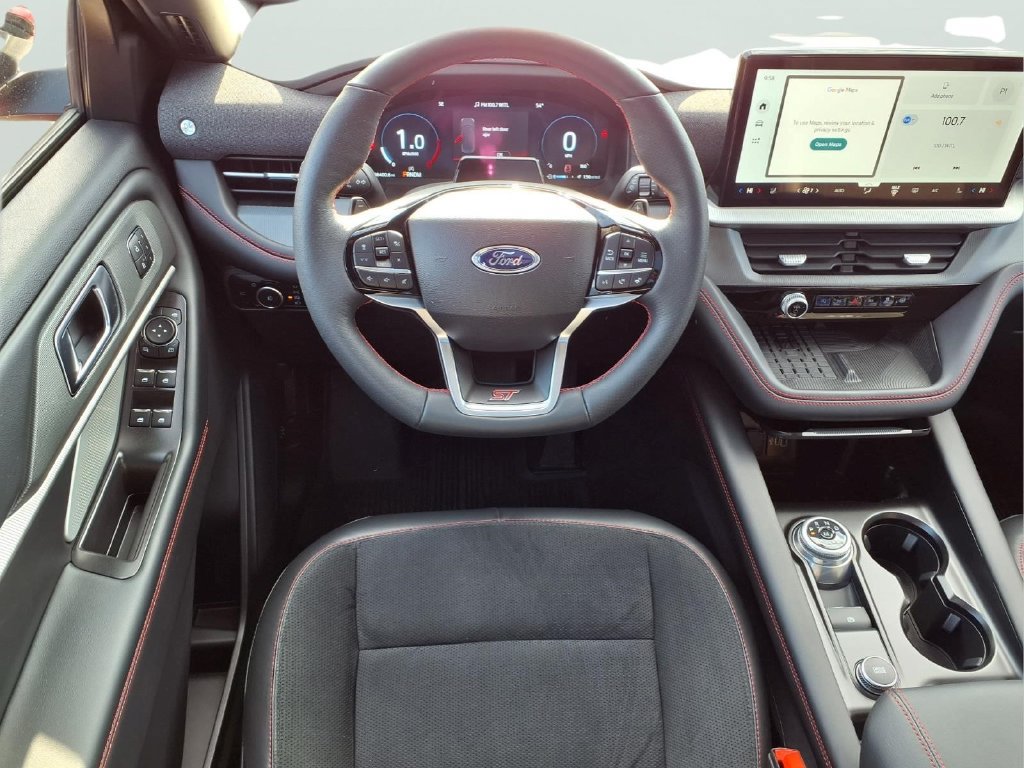 Used 2025 Ford Explorer ST AWD/4WD image 13