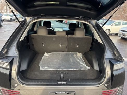 Used 2022 Hyundai Ioniq 5 SE image 29