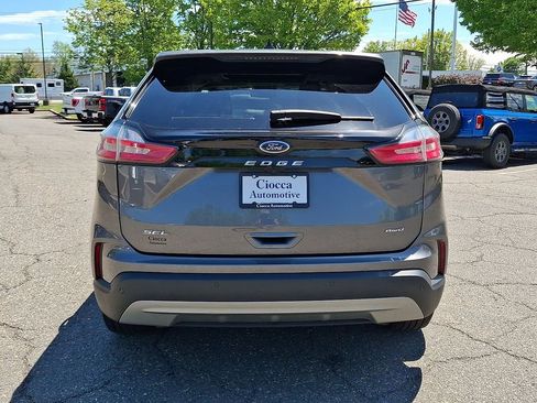Certified 2024 Ford Edge SEL w/ Convenience Package AWD/4WD image 8