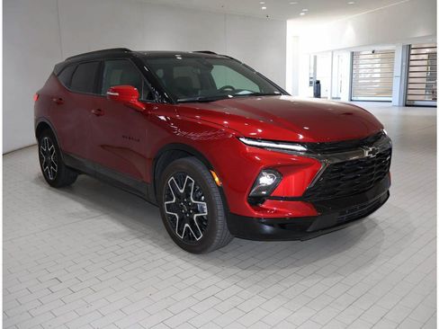 Used 2026 Chevrolet Blazer RS w/ Driver Confidence II Package AWD/4WD image 9