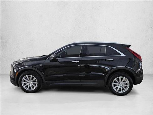 Used 2023 Cadillac XT4 Luxury w/ Cold Weather Package image 6
