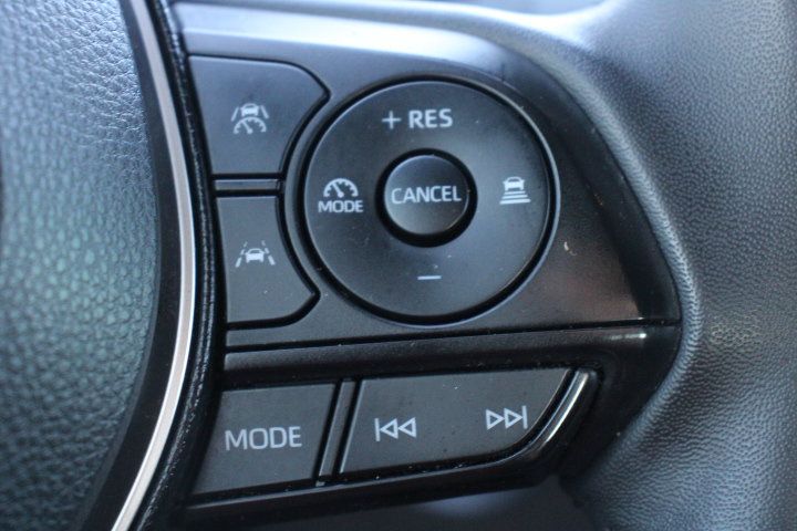 Used 2025 Toyota Corolla SE FWD image 23