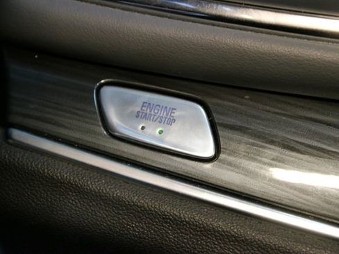 Used 2021 Buick Enclave Essence w/ Sun And Navigation Package AWD/4WD image 26
