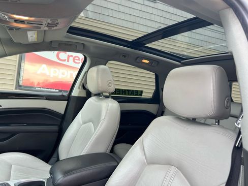 Used 2016 Cadillac SRX Luxury w/ LPO, Protection Package image 18