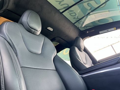 Used 2023 Tesla Model X AWD/4WD image 17