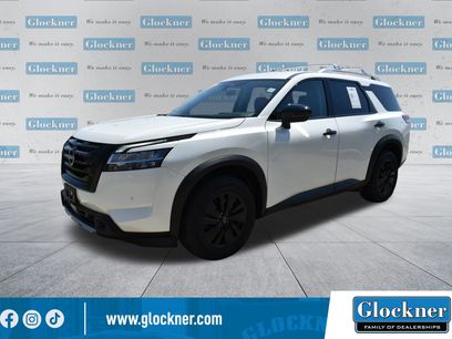 Used 2023 Nissan Pathfinder SL