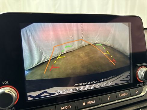 Used 2024 Nissan Altima 2.5 SV image 17