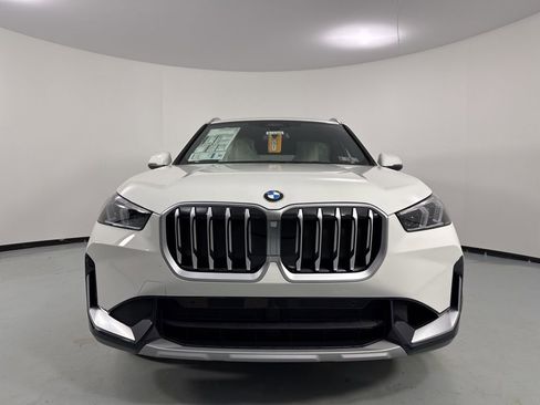 New 2026 BMW X1 xDrive28i w/ Convenience Package image 2