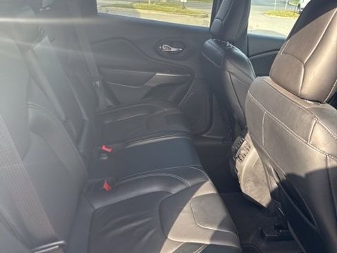 Certified 2022 Jeep Cherokee Limited image 10