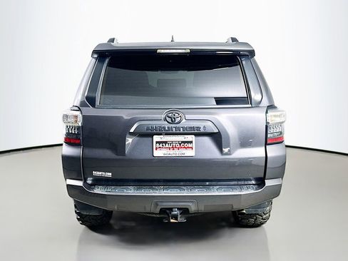 Used 2021 Toyota 4Runner SR5 Premium w/ Moonroof Package RWD image 6