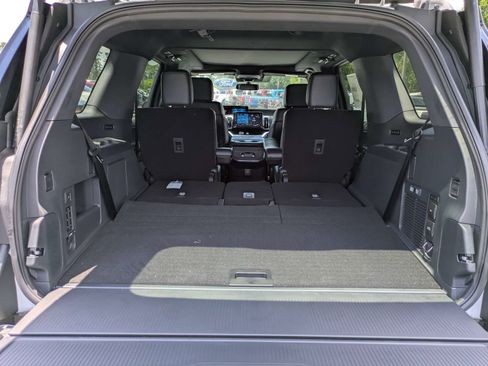New 2025 Ford Expedition Platinum w/ Stealth Performance Package AWD/4WD image 7