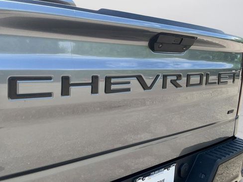 Used 2021 Chevrolet Silverado 1500 LT Trail Boss w/ Bed Protection Package AWD/4WD image 29