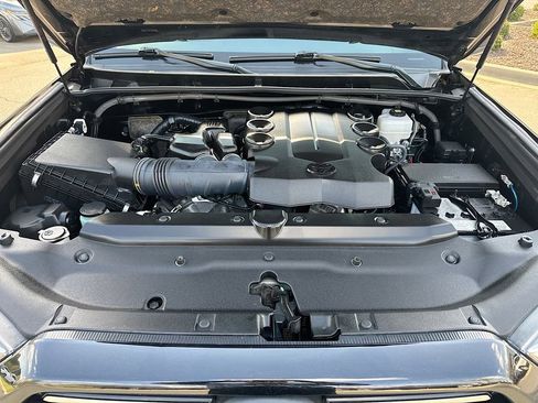 Used 2024 Toyota 4Runner SR5 image 27