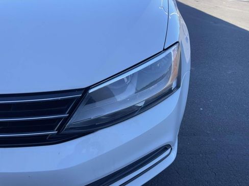 Used 2015 Volkswagen Jetta S image 13