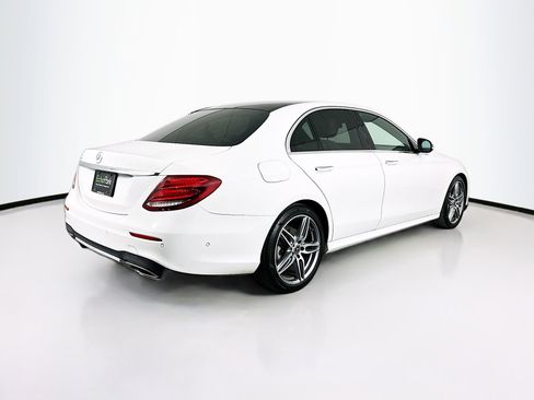 Used 2018 Mercedes-Benz E 300 image 9