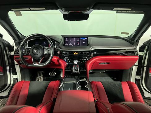 Certified 2022 Acura MDX Type S AWD/4WD image 10