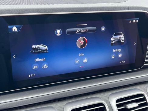 New 2026 Mercedes-Benz GLS 450 4MATIC image 31