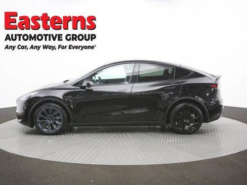Used 2022 Tesla Model Y Long Range AWD/4WD image 53