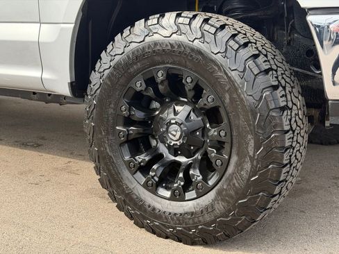 Used 2018 Ford F150 XLT image 26