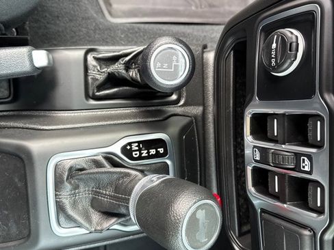 Used 2022 Jeep Wrangler Unlimited Sport w/ Sun And Sound Package image 12