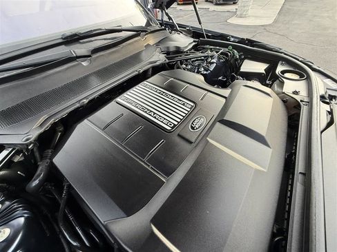 Used 2018 Land Rover Discovery SE AWD/4WD image 49