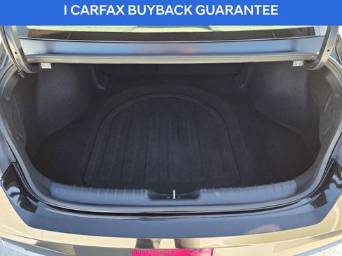 Certified 2025 Hyundai Elantra SEL image 16