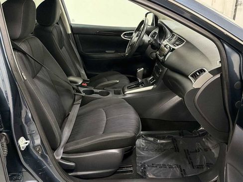 Used 2017 Nissan Sentra SV FWD image 28