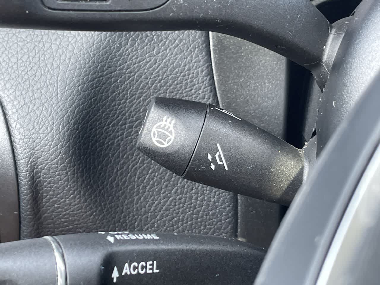 Used 2019 Mercedes-Benz GLC 300 4MATIC image 24