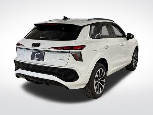 New 2026 Audi Q3 quattro 2.0T AWD/4WD image 5