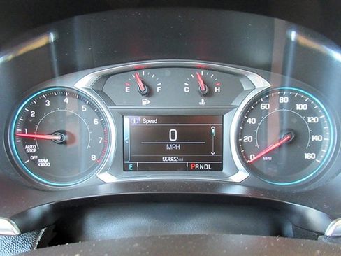 Used 2018 Chevrolet Malibu LT image 22