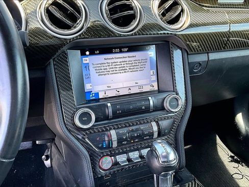 Used 2019 Ford Mustang GT Premium RWD image 6