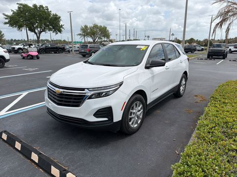 Used 2024 Chevrolet Equinox LS image 14