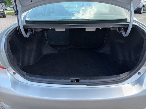 Used 2011 Toyota Corolla LE FWD image 9