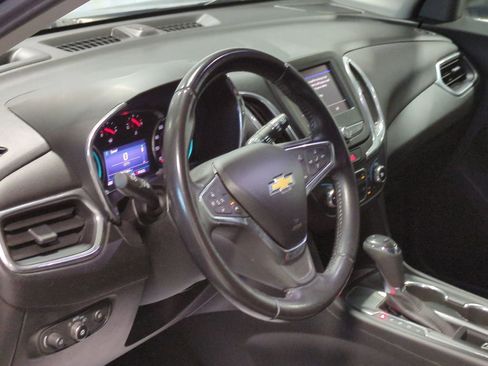 Used 2020 Chevrolet Equinox LT w/ Driver Convenience Package FWD image 12