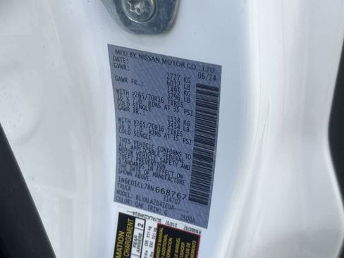 Used 2024 Nissan Frontier S RWD image 29