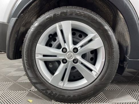 Used 2020 Nissan Kicks S w/ Interior Electronics Package image 15