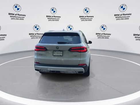 Used 2023 BMW X5 xDrive40i w/ Premium Package AWD/4WD image 7