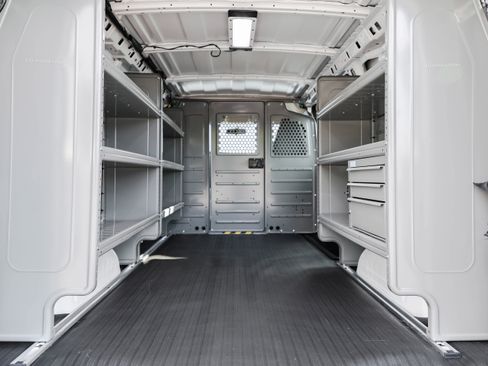 New 2025 GMC Savana 3500 w/ Driver Convenience Package image 7