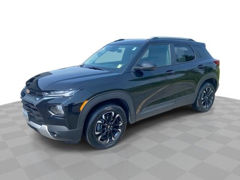 Certified 2023 Chevrolet TrailBlazer LT FWD image 1