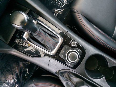 Used 2016 MAZDA MAZDA3 s Touring image 27