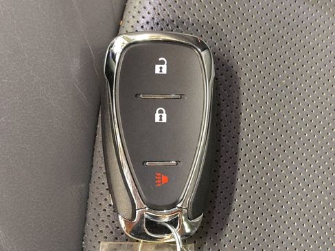 Used 2020 Buick Envision Essence w/ LPO, Cargo Package image 32