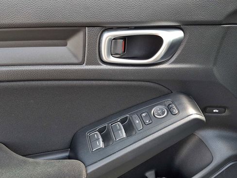 Used 2023 Honda Civic Sport image 12